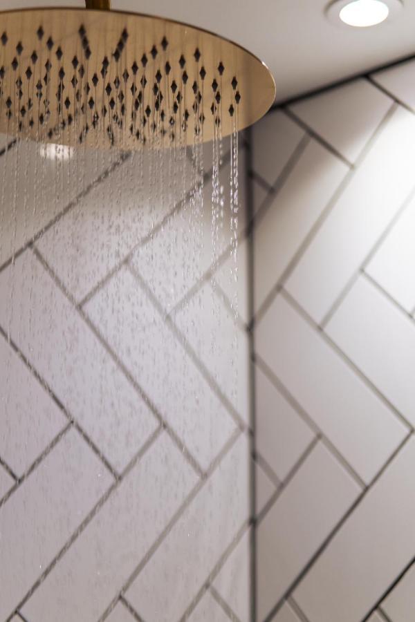 글라스고 Loft On The Crescent - 5 Star Scottish Luxury - Prime West End Location 아파트 외부 사진
